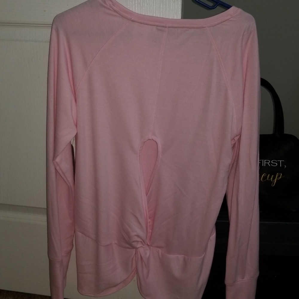 Workout top nwt